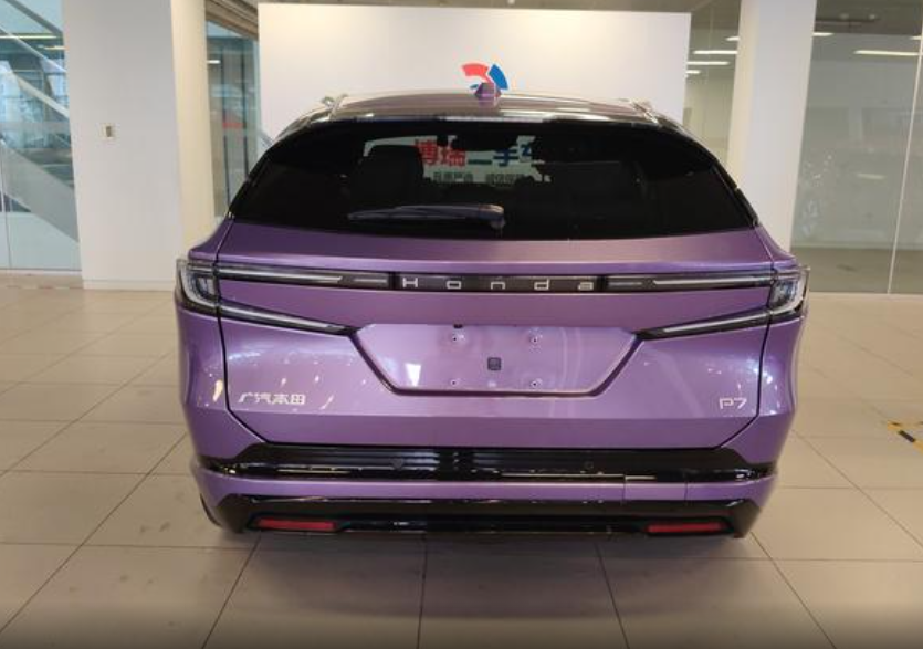 Honda e, 2025 год, 4 990 000 рублей, 23 фотография