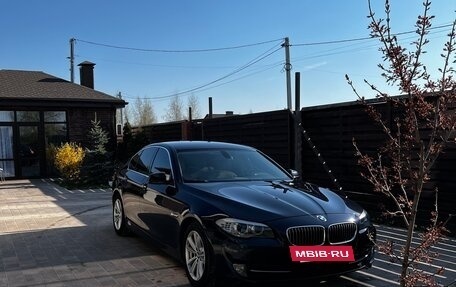 BMW 5 серия, 2011 год, 1 300 000 рублей, 4 фотография