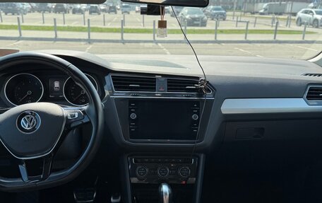 Volkswagen Tiguan II, 2020 год, 2 600 000 рублей, 12 фотография