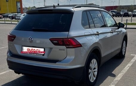 Volkswagen Tiguan II, 2020 год, 2 600 000 рублей, 4 фотография