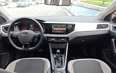 Volkswagen Polo, 2021 год, 1 215 000 рублей, 19 фотография