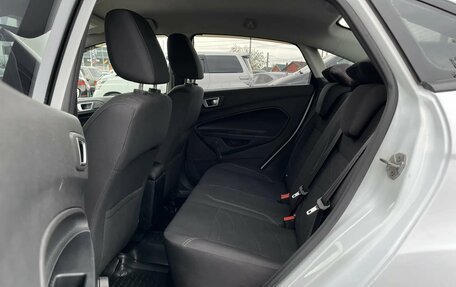 Ford Fiesta, 2016 год, 860 000 рублей, 11 фотография