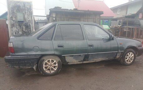 Daewoo Nexia I рестайлинг, 2002 год, 100 000 рублей, 5 фотография