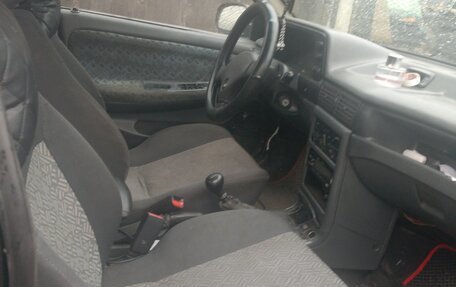 Daewoo Nexia I рестайлинг, 2002 год, 100 000 рублей, 2 фотография