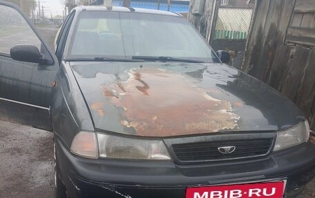 Daewoo Nexia I рестайлинг, 2002 год, 100 000 рублей, 4 фотография