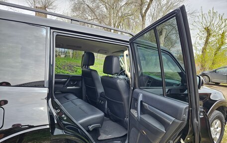 Mitsubishi Pajero IV, 2014 год, 2 635 000 рублей, 13 фотография