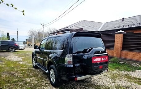 Mitsubishi Pajero IV, 2014 год, 2 635 000 рублей, 4 фотография