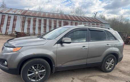 KIA Sorento II рестайлинг, 2011 год, 900 000 рублей, 2 фотография