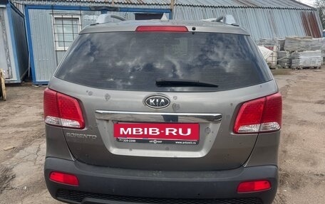 KIA Sorento II рестайлинг, 2011 год, 900 000 рублей, 4 фотография