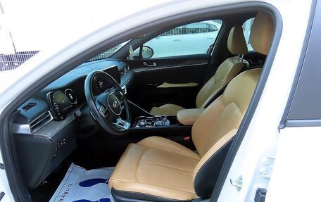 KIA K5, 2022 год, 2 400 000 рублей, 5 фотография