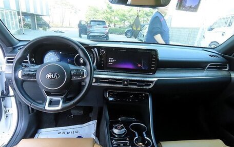 KIA K5, 2022 год, 2 400 000 рублей, 7 фотография