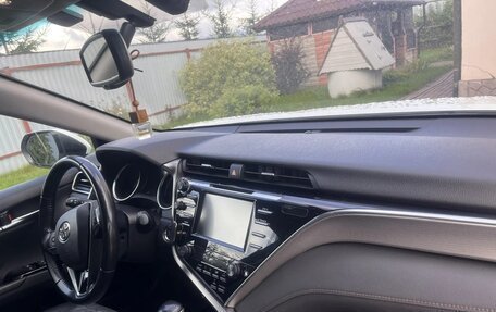 Toyota Camry, 2019 год, 2 238 000 рублей, 10 фотография