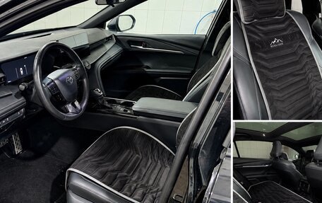 Toyota Camry, 2024 год, 3 350 000 рублей, 2 фотография