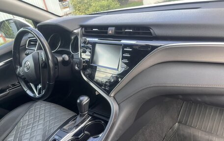 Toyota Camry, 2019 год, 2 238 000 рублей, 8 фотография