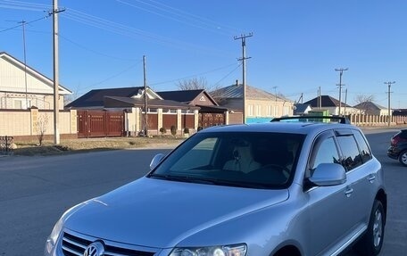 Volkswagen Touareg III, 2007 год, 1 300 000 рублей, 2 фотография