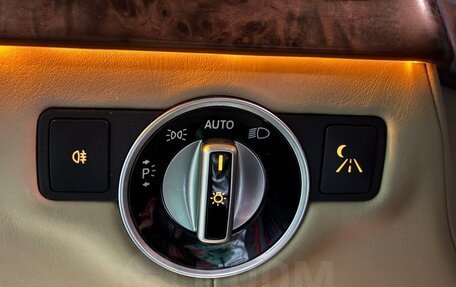 Mercedes-Benz CLS, 2012 год, 2 400 000 рублей, 10 фотография