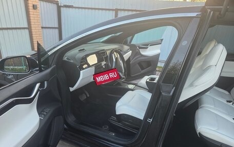 Tesla Model X I, 2017 год, 2 900 000 рублей, 7 фотография