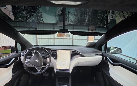 Tesla Model X I, 2017 год, 2 900 000 рублей, 13 фотография