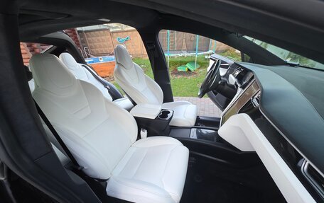 Tesla Model X I, 2017 год, 2 900 000 рублей, 12 фотография