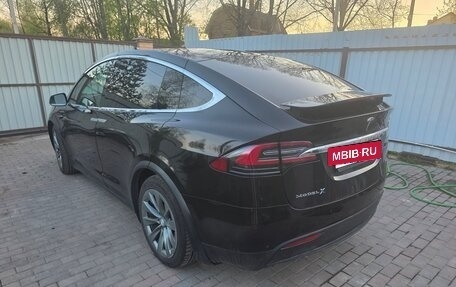 Tesla Model X I, 2017 год, 2 900 000 рублей, 14 фотография