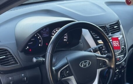 Hyundai Solaris II рестайлинг, 2011 год, 565 000 рублей, 12 фотография