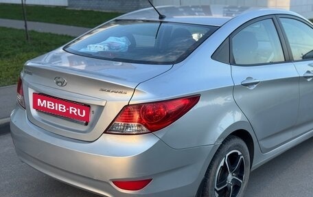 Hyundai Solaris II рестайлинг, 2011 год, 565 000 рублей, 9 фотография