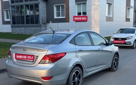 Hyundai Solaris II рестайлинг, 2011 год, 565 000 рублей, 8 фотография