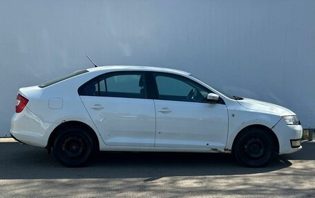 Skoda Rapid I, 2015 год, 700 000 рублей, 4 фотография