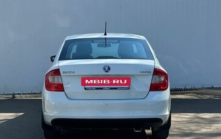 Skoda Rapid I, 2015 год, 700 000 рублей, 6 фотография