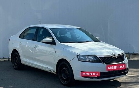 Skoda Rapid I, 2015 год, 700 000 рублей, 3 фотография