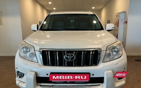 Toyota Land Cruiser Prado 150 рестайлинг 2, 2011 год, 2 290 000 рублей, 2 фотография
