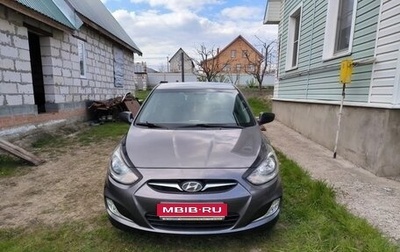 Hyundai Solaris II рестайлинг, 2013 год, 950 000 рублей, 1 фотография
