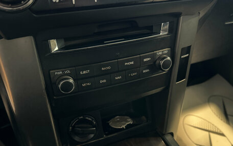 Toyota Land Cruiser Prado 150 рестайлинг 2, 2011 год, 2 290 000 рублей, 15 фотография