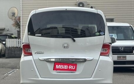 Honda Freed I, 2013 год, 755 000 рублей, 6 фотография