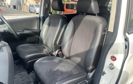 Honda Freed I, 2013 год, 755 000 рублей, 13 фотография