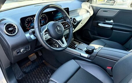 Mercedes-Benz GLB, 2023 год, 3 840 000 рублей, 6 фотография