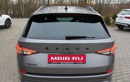 Skoda Kodiaq I, 2023 год, 4 800 000 рублей, 6 фотография