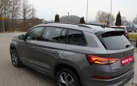 Skoda Kodiaq I, 2023 год, 4 800 000 рублей, 7 фотография