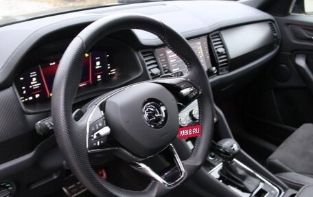 Skoda Kodiaq I, 2023 год, 4 800 000 рублей, 14 фотография