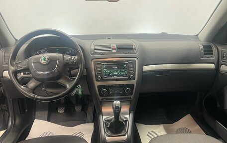 Skoda Octavia, 2011 год, 639 000 рублей, 11 фотография