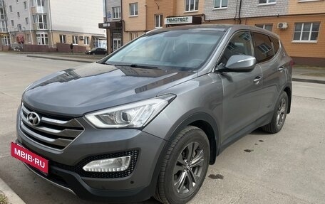 Hyundai Santa Fe III рестайлинг, 2012 год, 1 600 000 рублей, 2 фотография