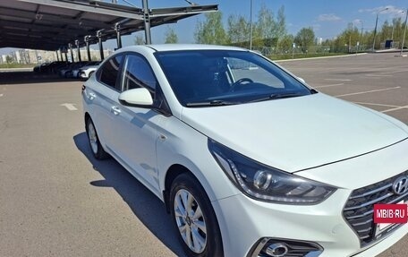 Hyundai Solaris II рестайлинг, 2017 год, 1 290 000 рублей, 2 фотография