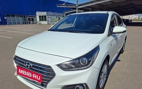 Hyundai Solaris II рестайлинг, 2017 год, 1 290 000 рублей, 3 фотография