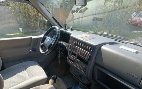 Volkswagen Caravelle T4, 1998 год, 750 000 рублей, 10 фотография