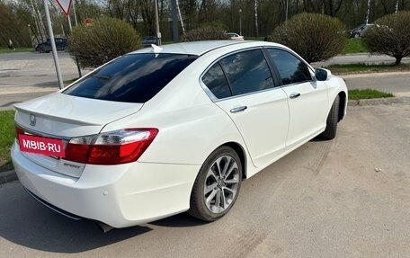Honda Accord IX рестайлинг, 2013 год, 1 800 000 рублей, 6 фотография