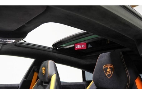 Lamborghini Urus I, 2025 год, 31 990 000 рублей, 10 фотография