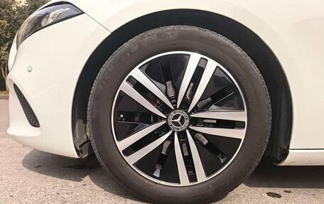 Mercedes-Benz A-Класс, 2022 год, 2 100 000 рублей, 21 фотография