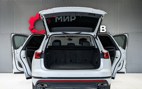 Volkswagen Touareg III, 2018 год, 3 700 000 рублей, 8 фотография