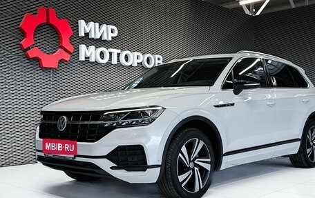 Volkswagen Touareg III, 2018 год, 3 700 000 рублей, 9 фотография
