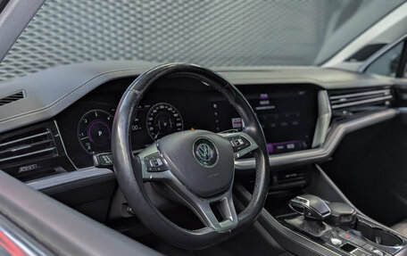 Volkswagen Touareg III, 2018 год, 3 700 000 рублей, 20 фотография